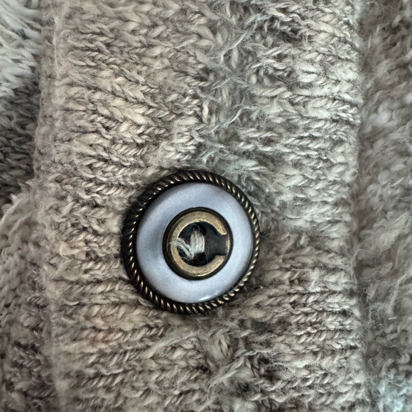 Coogi Classic Cardigan 5 Button Size XL V-Neckline 2 Pockets - Picture 5 of 12